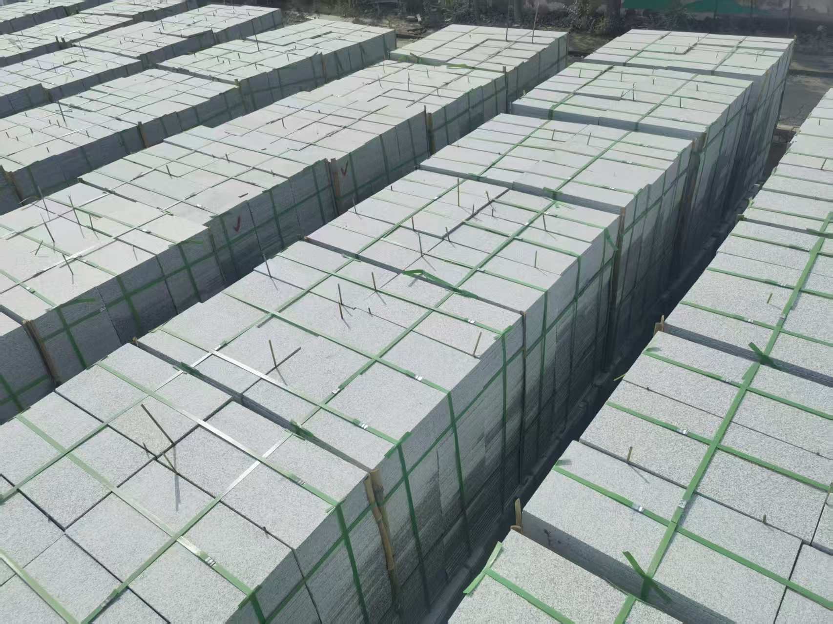 福州 芝麻白1.8公分火烧300*600地铺，清仓大甩卖