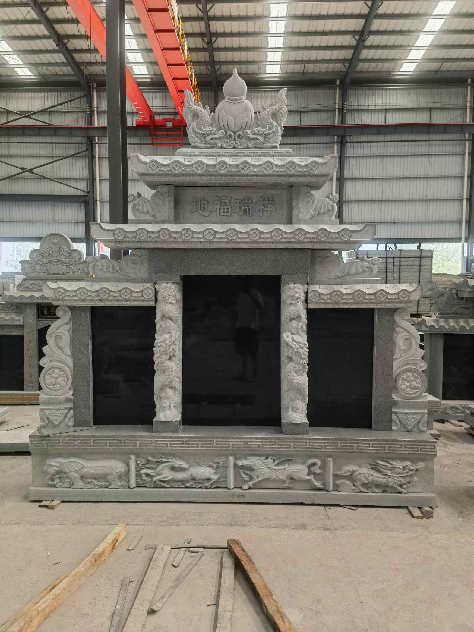 福州 芝麻灰高档墓碑、土墓，一套也支持定做