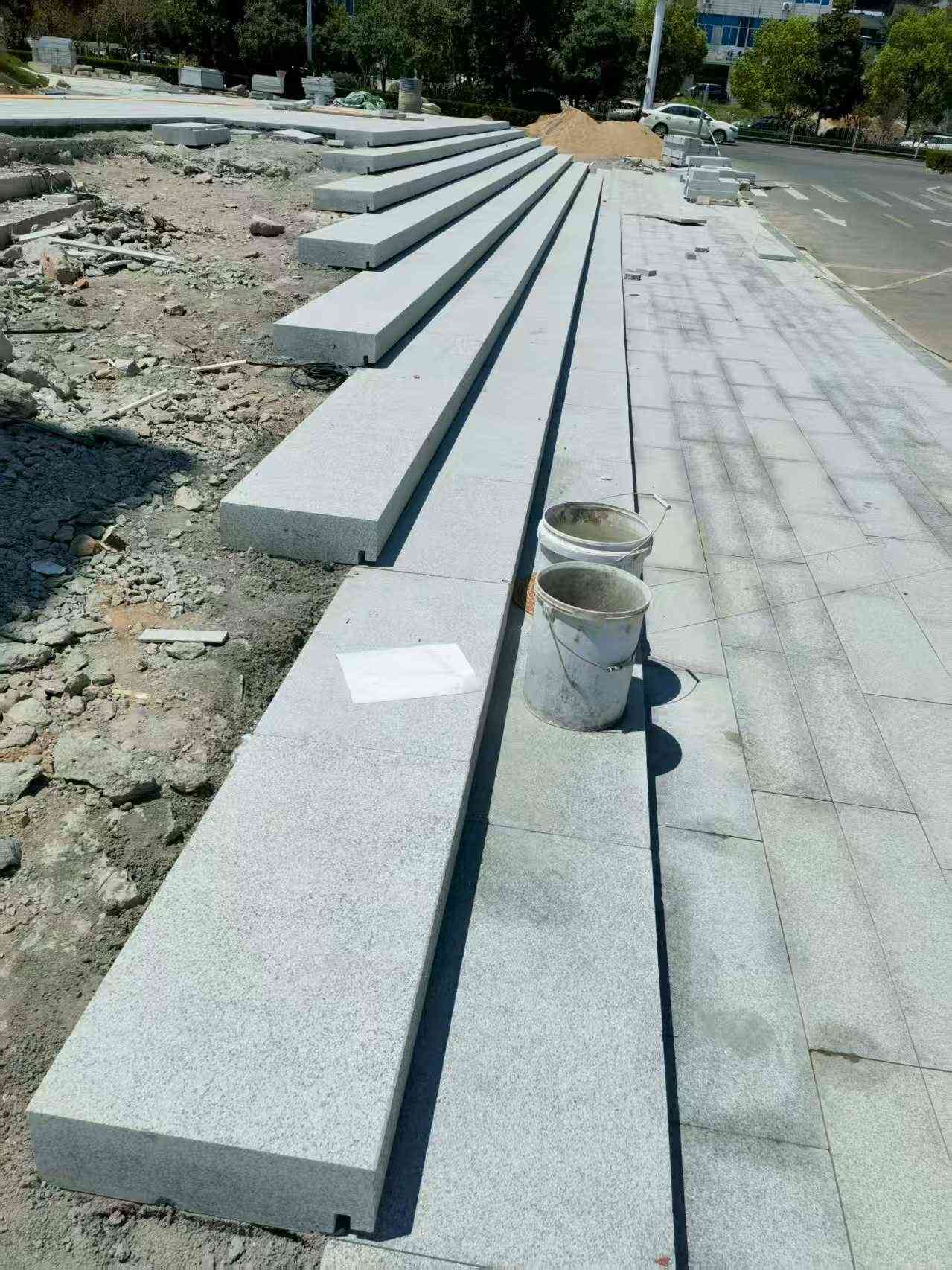 福州 芝麻白整石台阶，施工现场