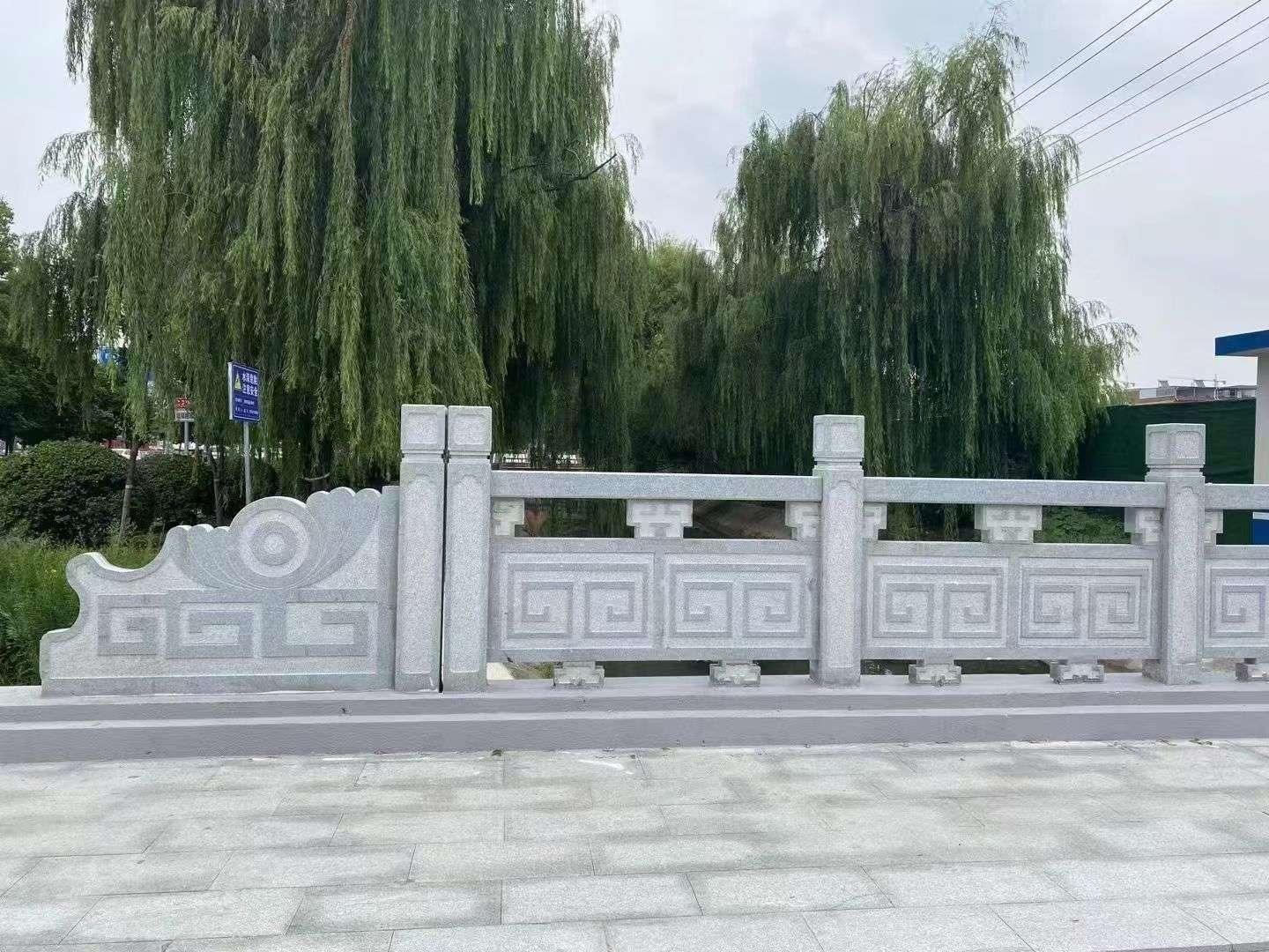 福州 芝麻灰桥栏杆、河道栏杆安装效果