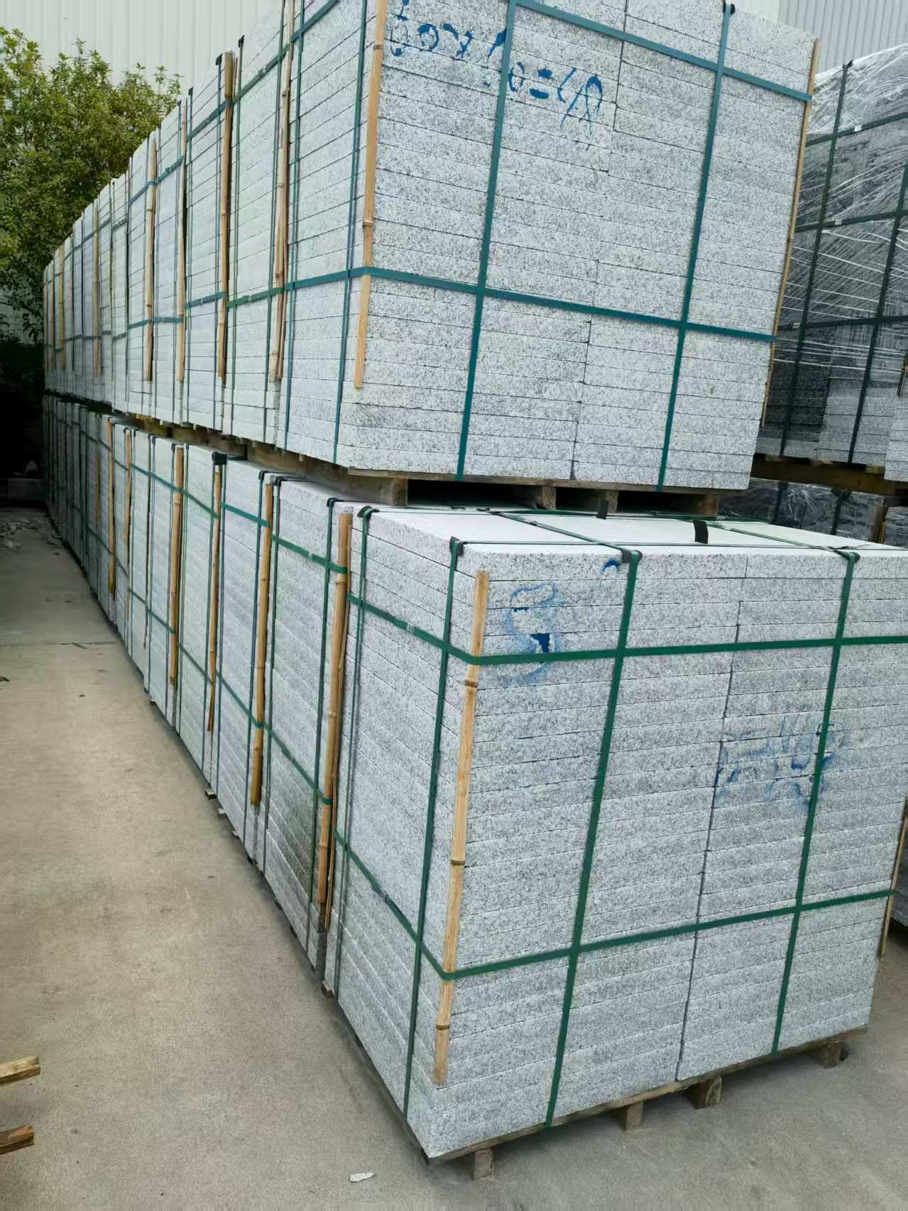 福州 大花芙蓉白火烧成品，市政园林广场地铺石