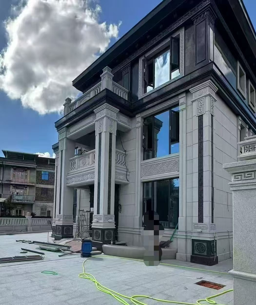 福州 别墅干挂，芝麻白与芝麻黑完美配合