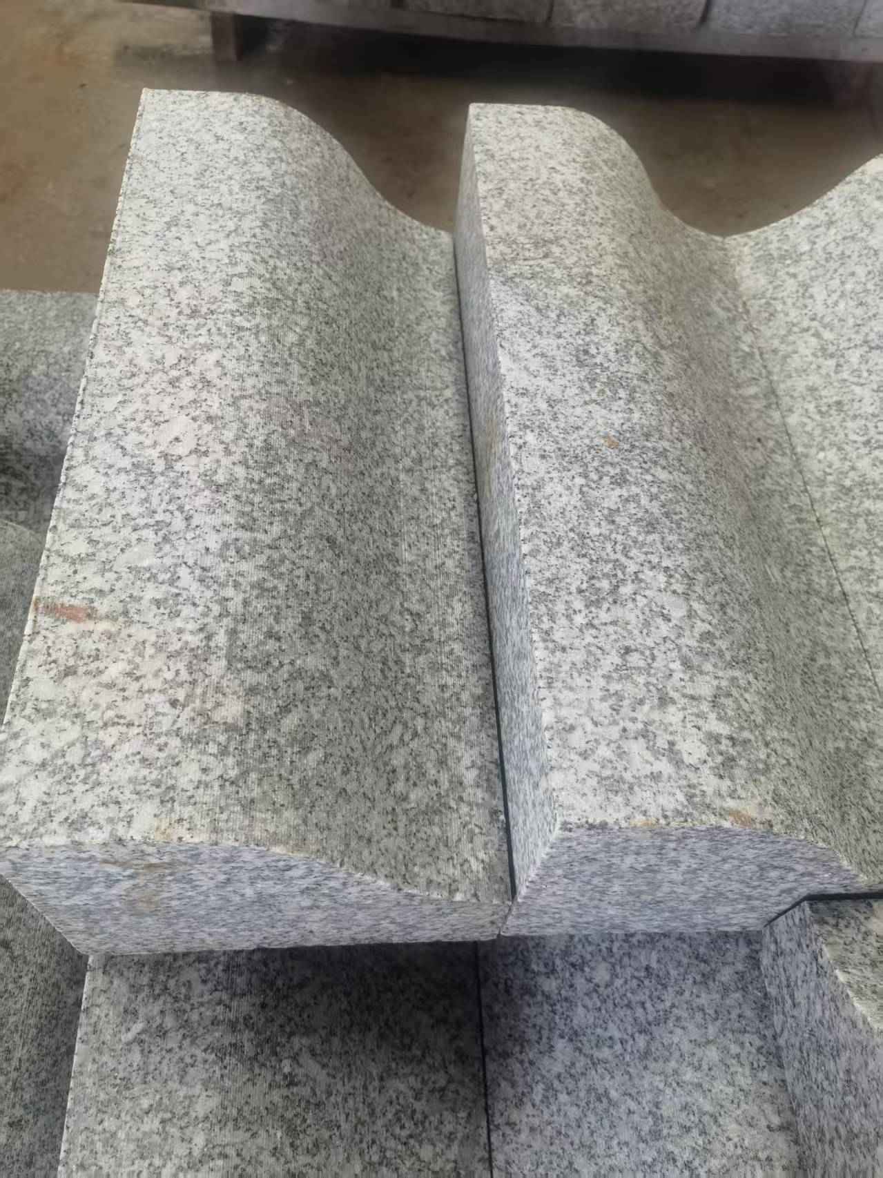 福州芙蓉白S型拉丝面路沿石